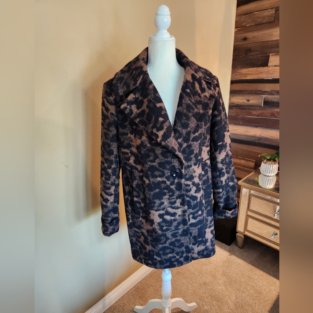 Kenzie Coat in size Medium